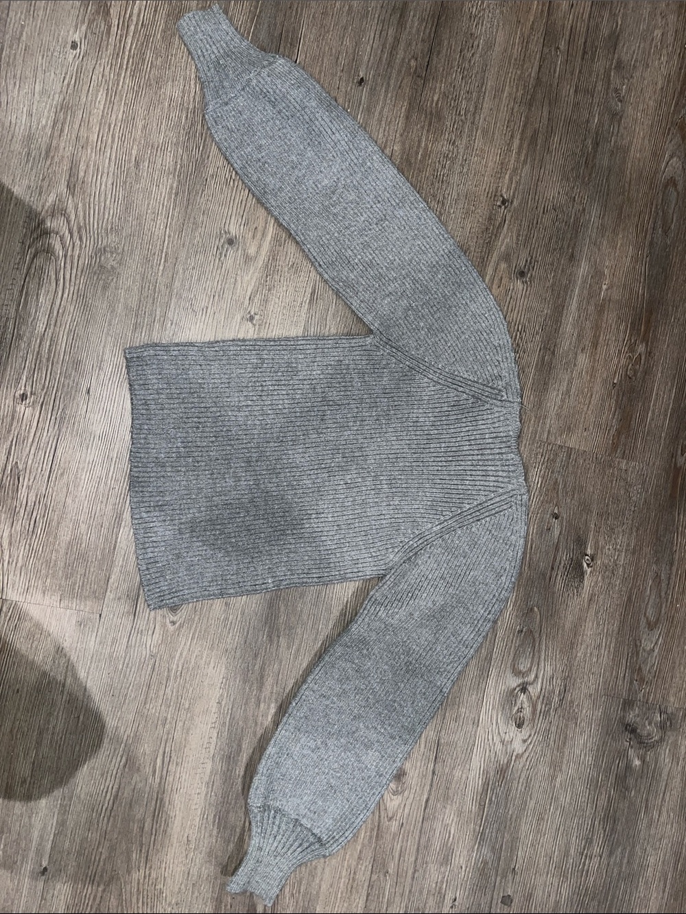 RIHOAS Ribbed V-Neck Sweater - Picture 3 of 3
